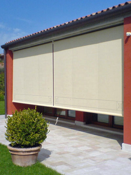 TENDE DA SOLE PROTEZIONE GARAGE E DEPANDANCE